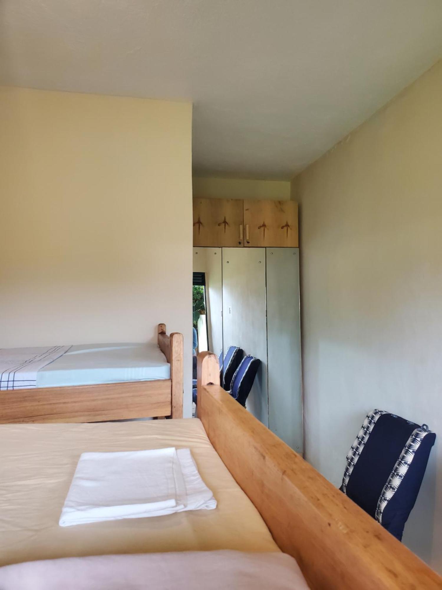Gaia Eco Hub Bnb Fort Portal ภายนอก รูปภาพ